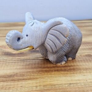 Artesania Rinconada Classic Hand Carved Elephant Uruguay Retired‎